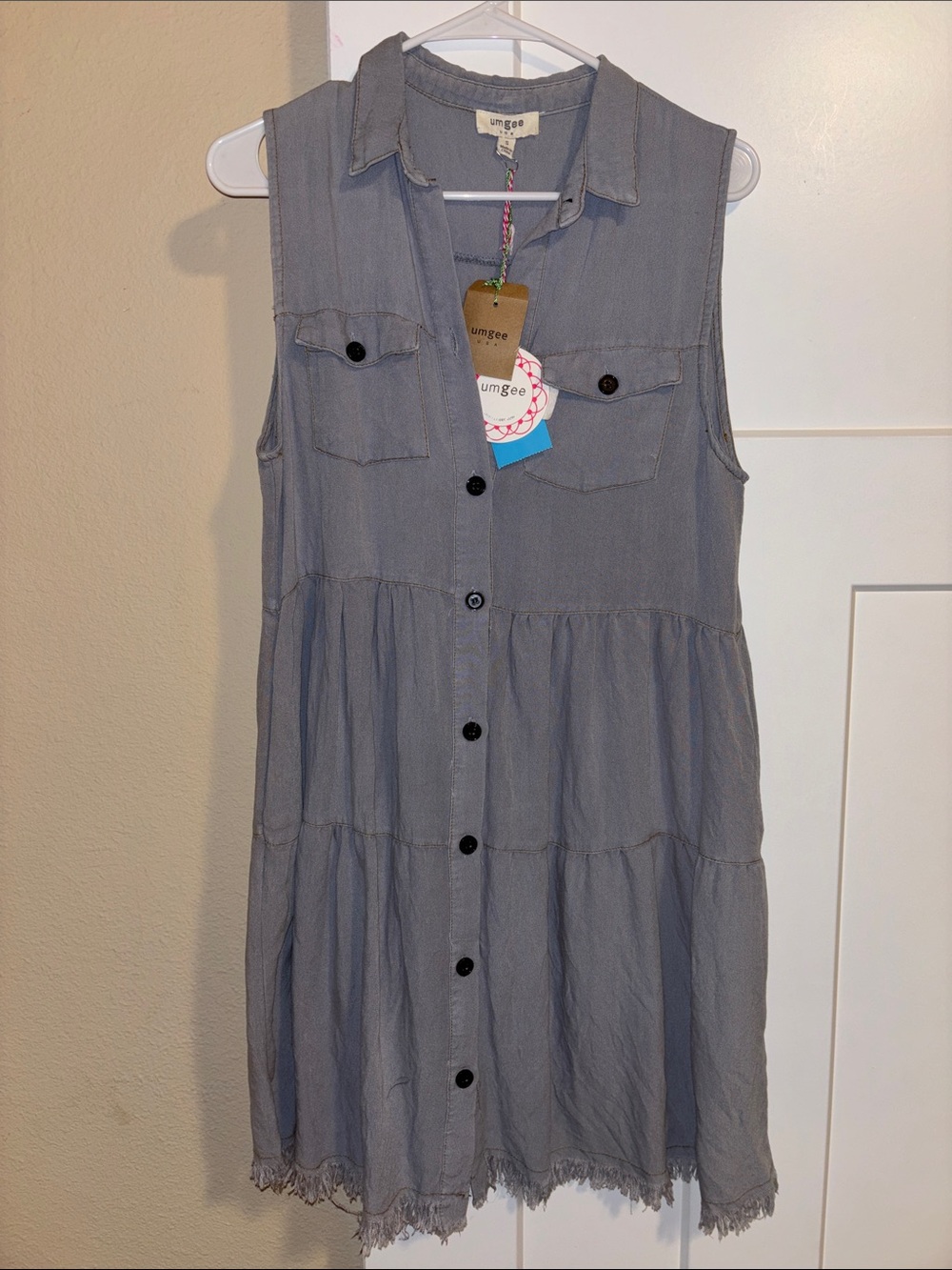 Umgee Gray Sleeveless Tiered Button- blue jean soft Front button Dress